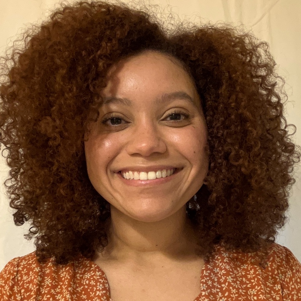 Meet your Posher, Mikaela